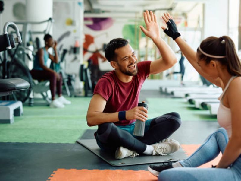 Strategies to Dominate the Online Fitness Market